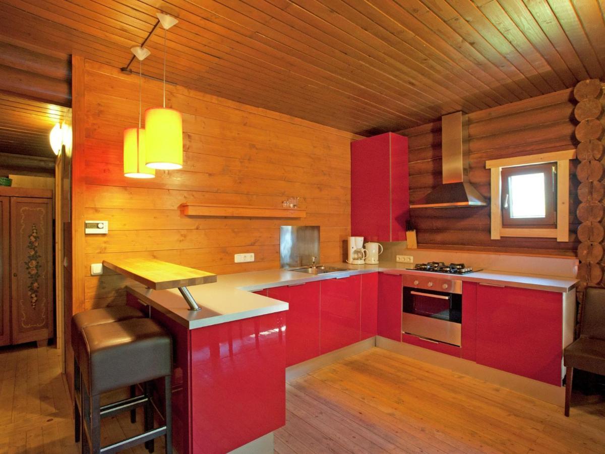 Chalet In Woergl Near Skiwelt Wilder Kaiser Salvenberg Buitenkant foto